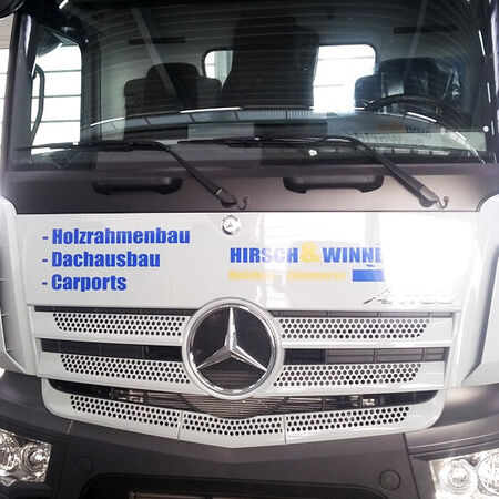 Fahrzeugbeschriftung: LKW-Beschriftung — Frontansicht. Produziert von Kieweg Druck & Werbetechnik aus Passau, in Bayern.